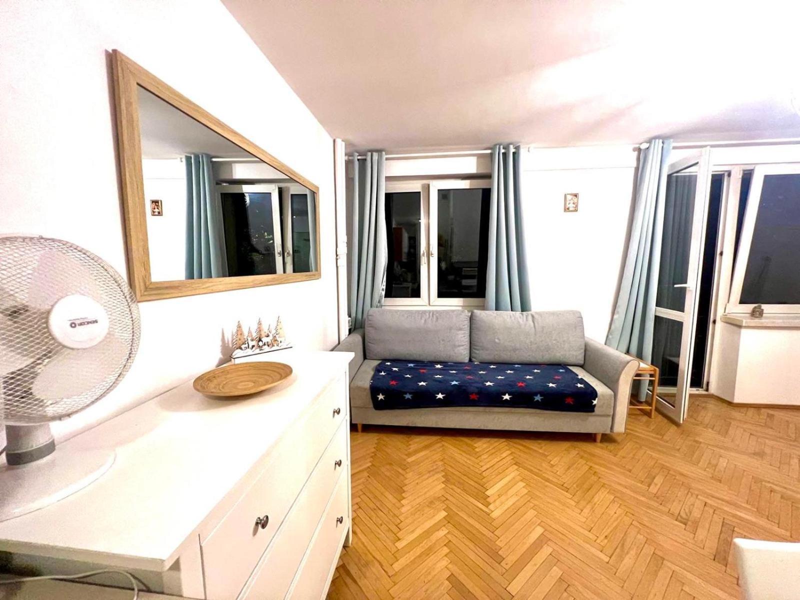 Entire Studio In Centrum Apartment Warsaw Exterior photo